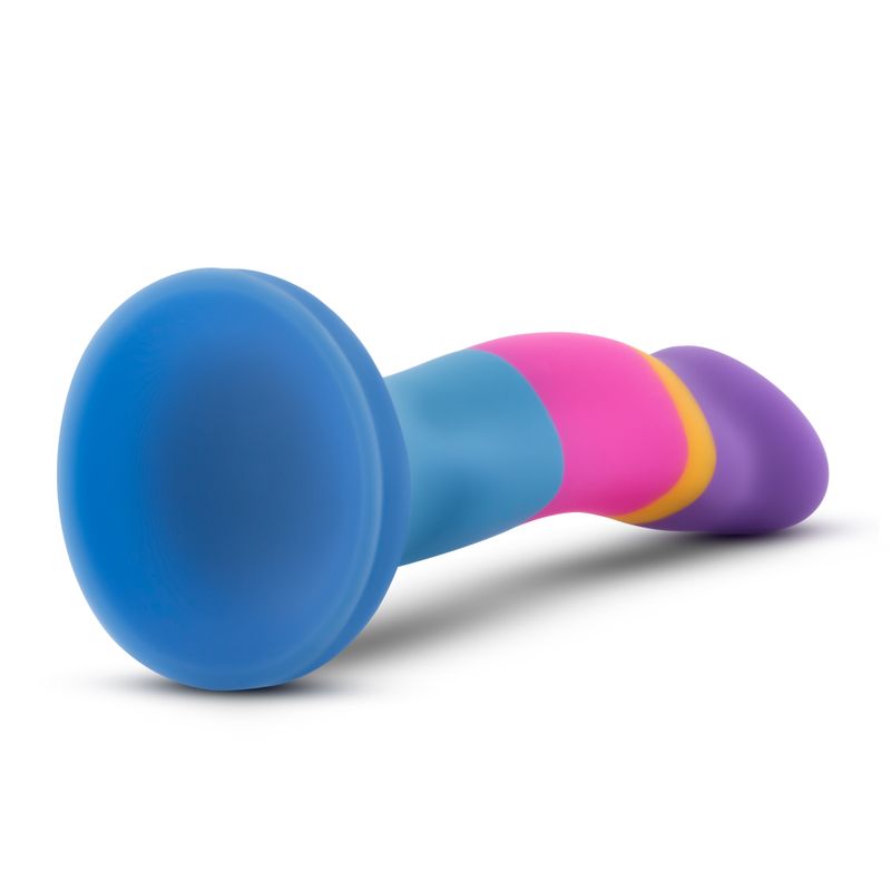 Avant D1 Hot n Cool Silicone Dildo image 3