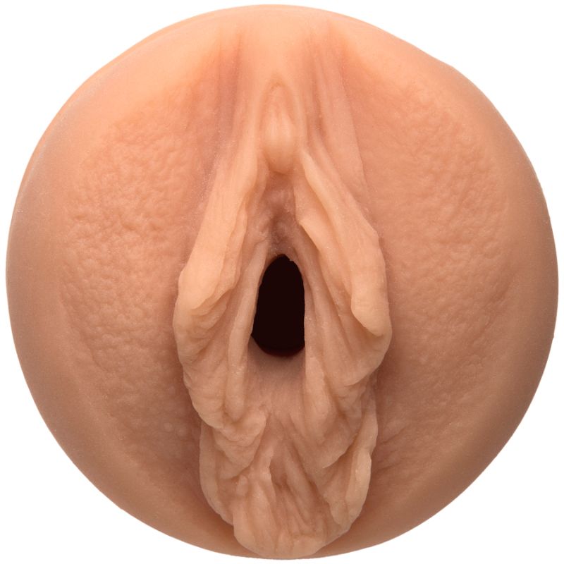 Belladonna Pussy image 3
