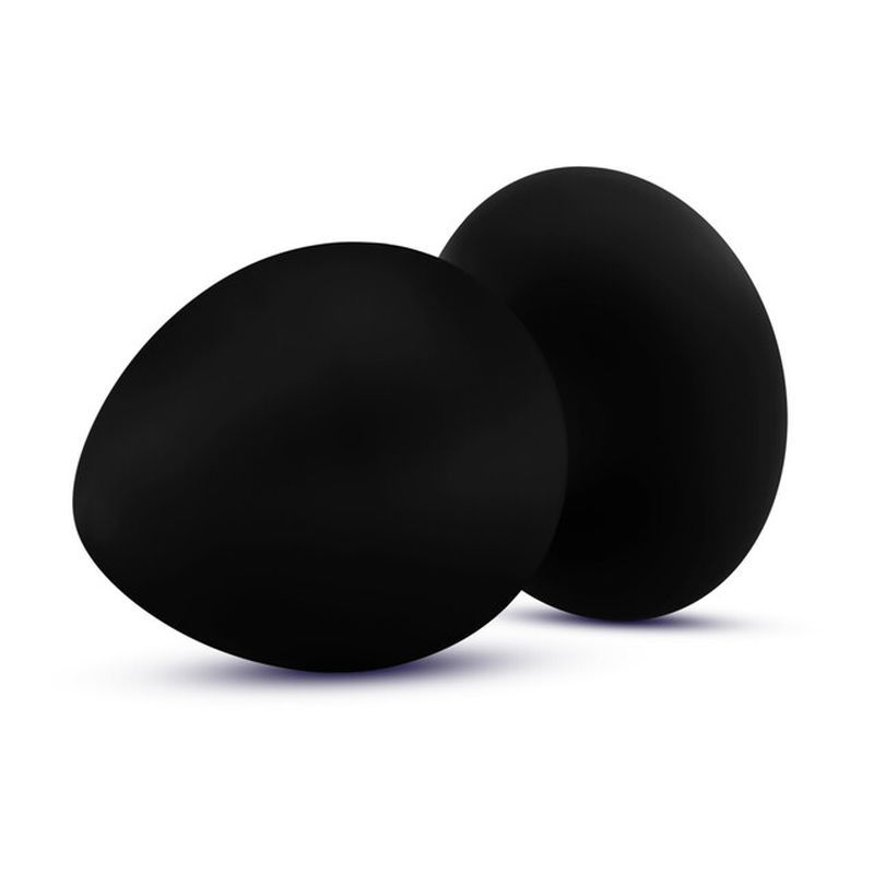 Anal Adventures Platinum Silicone Anal Stout Plug Medium image 3
